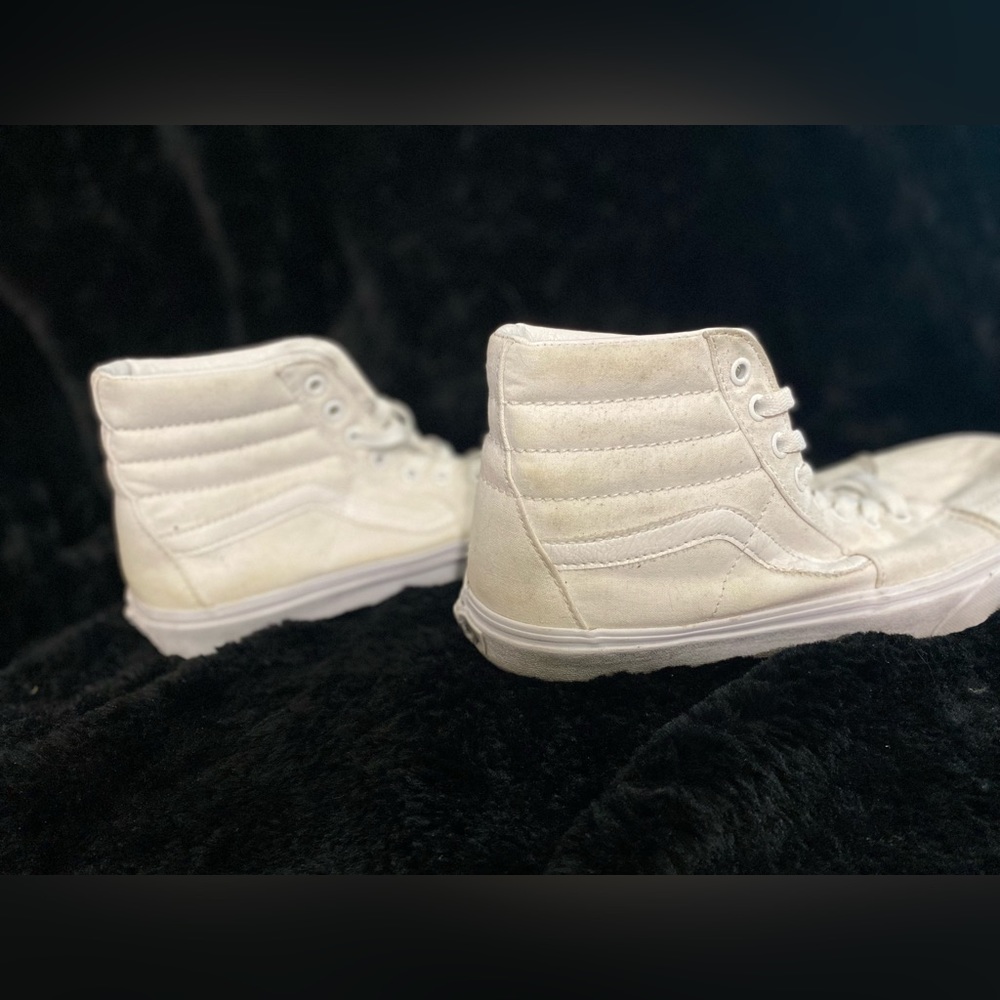 Vans - Picture 4 of 5